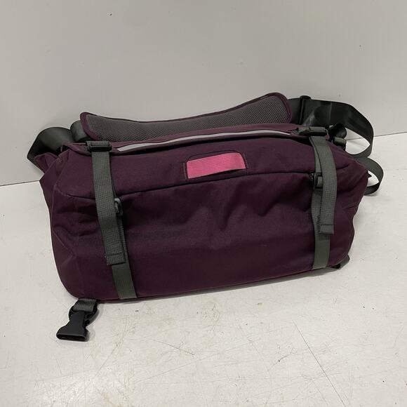 Patagonia Half Mass Messenger Bag Maroon Crossbody Organizer Commuter Travel - Picture 4 of 9